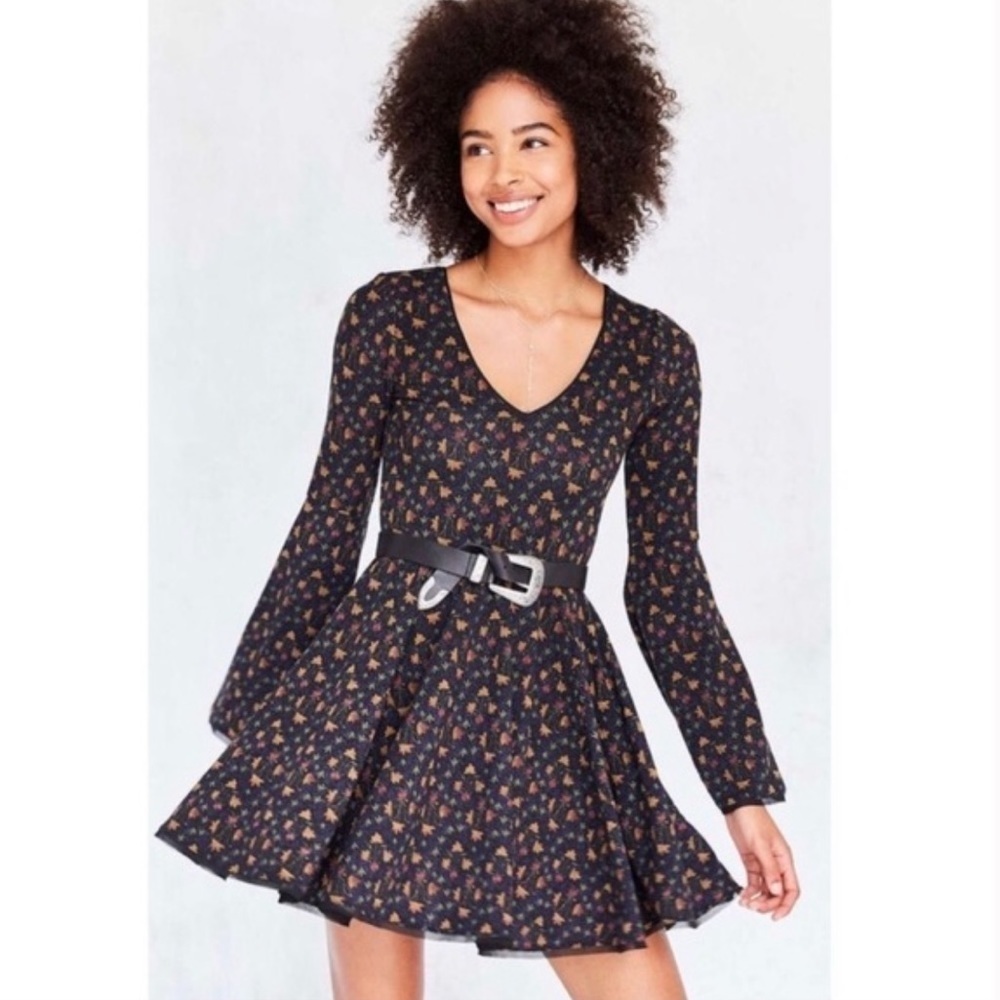 KIMCHI BLUE Floral Long Sleeve Dress
